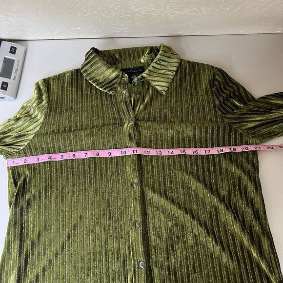 House Of Harlow 1960 Top Size Medium Green Metallic Velvet Button Up Retro Boho - Picture 5 of 10